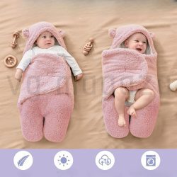 vreca za spavanje roze i beba u njoj u dva polozaja